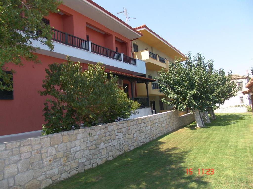 Nikos Apartments Afytos Eksteriør bilde
